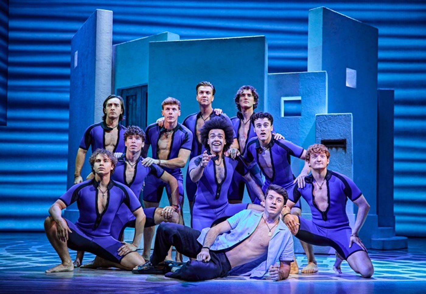 Photos: First Look at Stevie Doc and Tobias Turley in MAMMA MIA!  Image