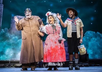 Sam Buttery, Lesley Joseph, Nicholas McLean Photo