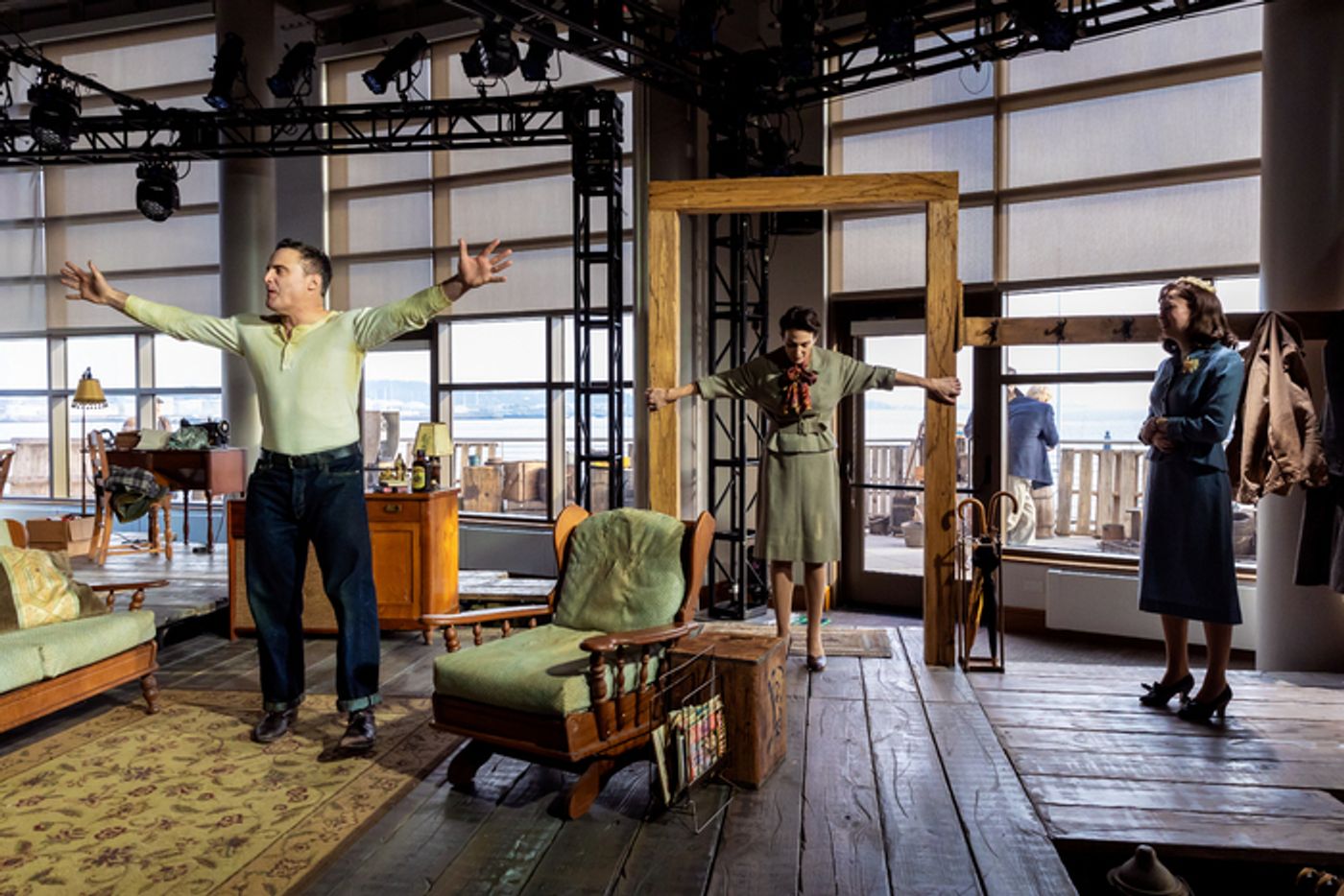 Photos: Get a First Look at Long Wharf Theatre's Site-Specific A VIEW FROM THE BRIDGE  Image