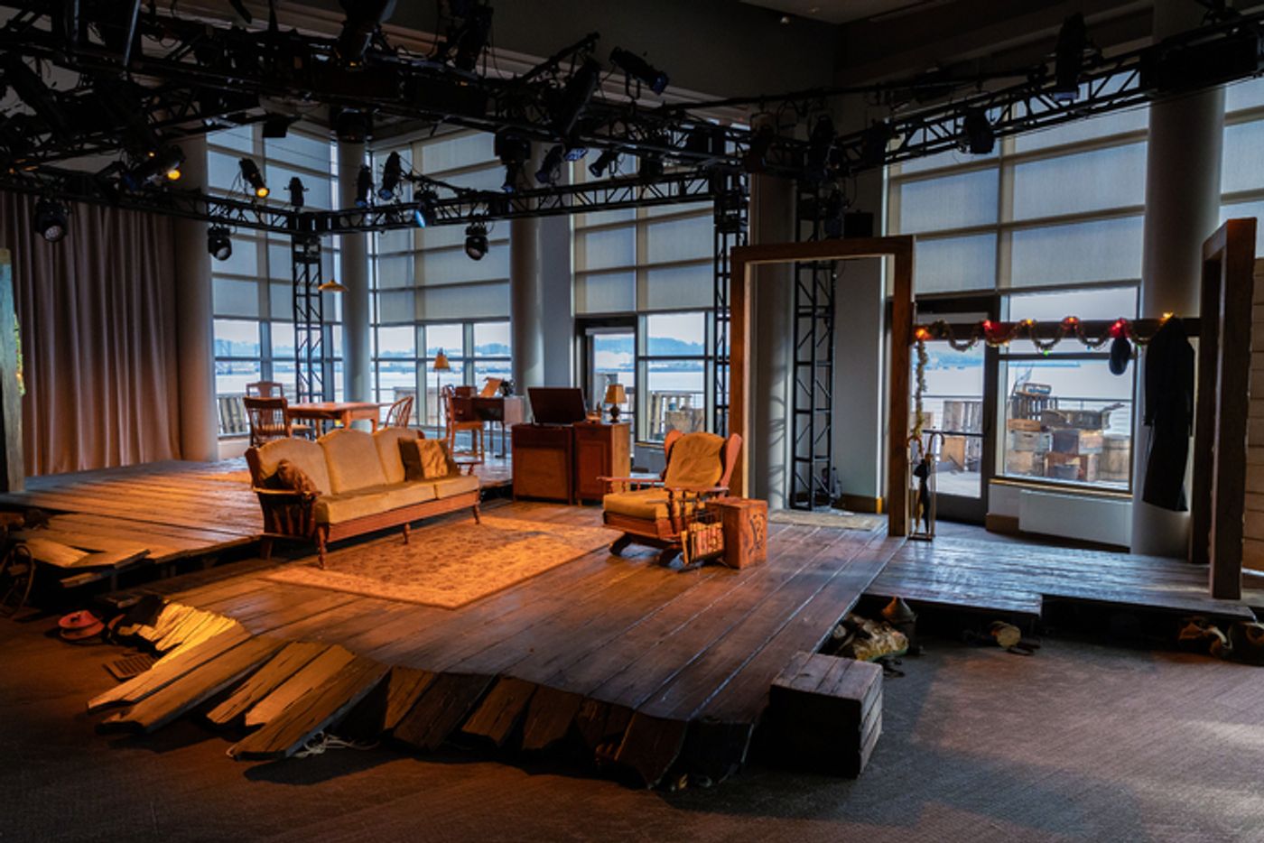 Photos: Get a First Look at Long Wharf Theatre's Site-Specific A VIEW FROM THE BRIDGE  Image