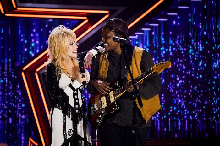 Photos: First Look at DOLLY PARTON'S PET GALA on CBS With Jane Lynch, Iain Armitage & More — photo 5 of 20