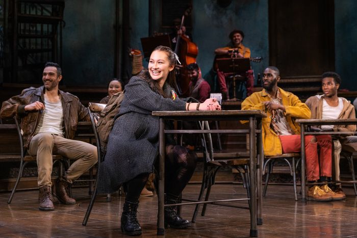Photos: Get a First Look at Lola Tung and Ani DiFranco in HADESTOWN — photo 1 of 12