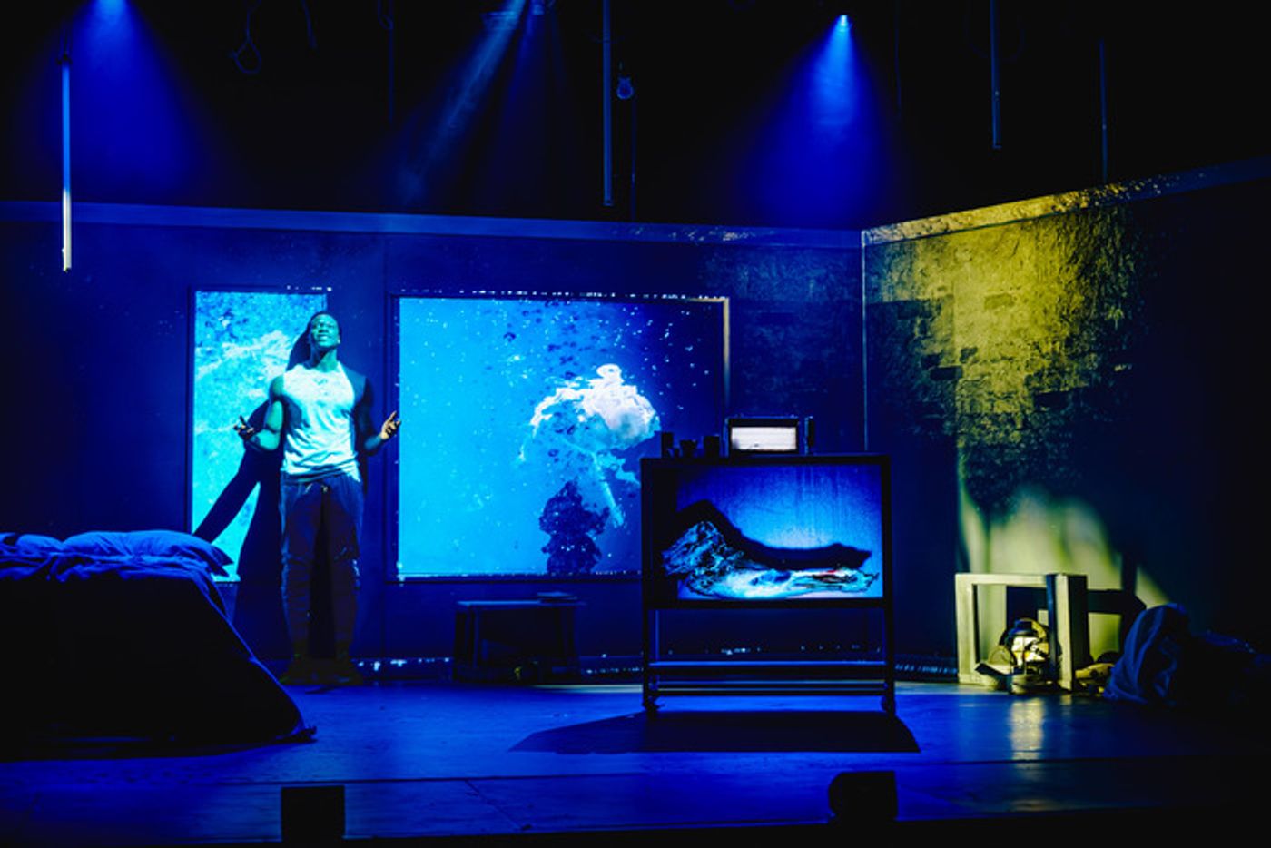 Photos: First Look At FRANKENSTEIN At Leeds Playhouse  Image