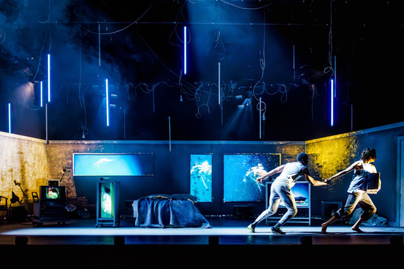 Photos: First Look At FRANKENSTEIN At Leeds Playhouse  Image