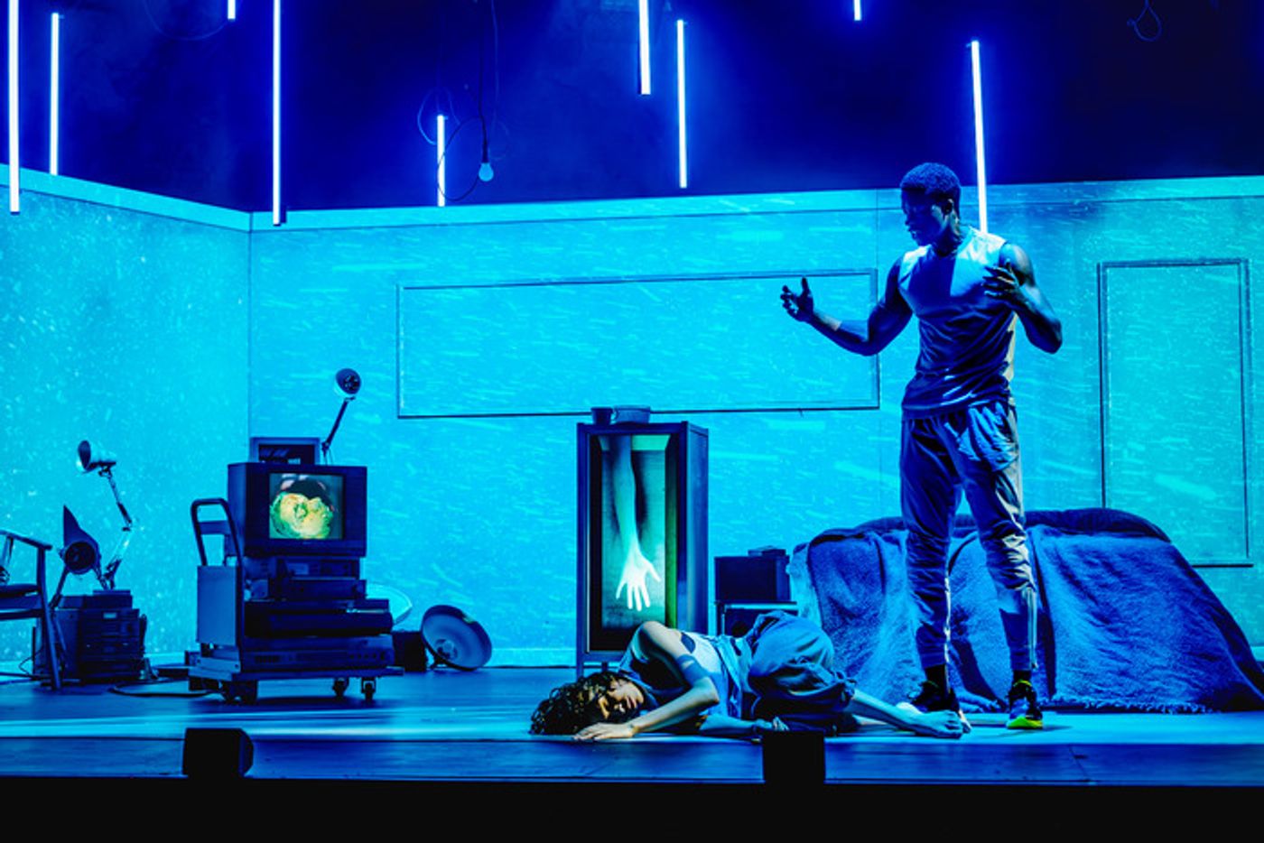 Photos: First Look At FRANKENSTEIN At Leeds Playhouse  Image