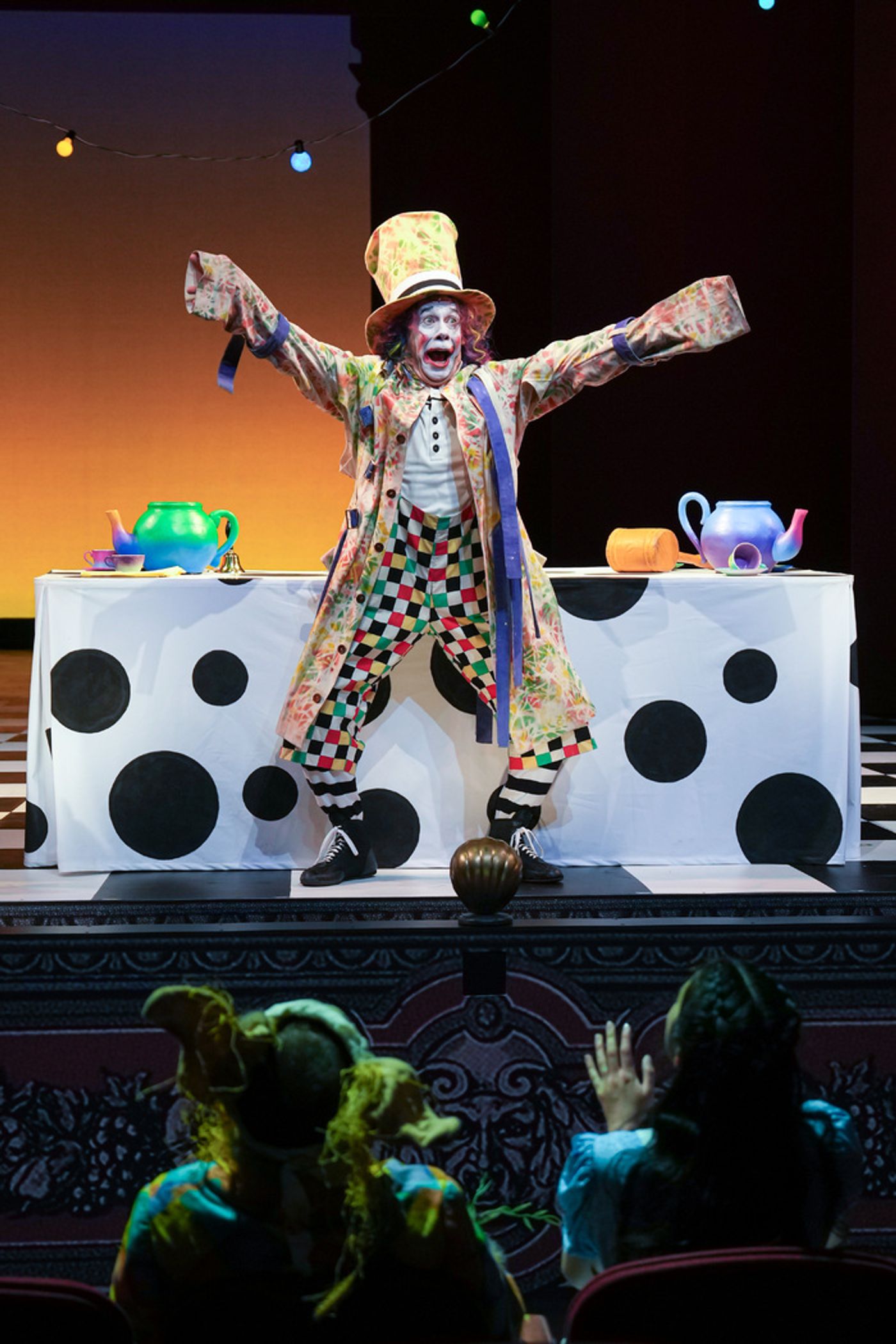 Photos: First Look at Children's Theatre Company's ALICE IN WONDERLAND  Image