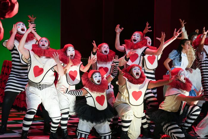 Photos: First Look at Children's Theatre Company's ALICE IN WONDERLAND — photo 53 of 54