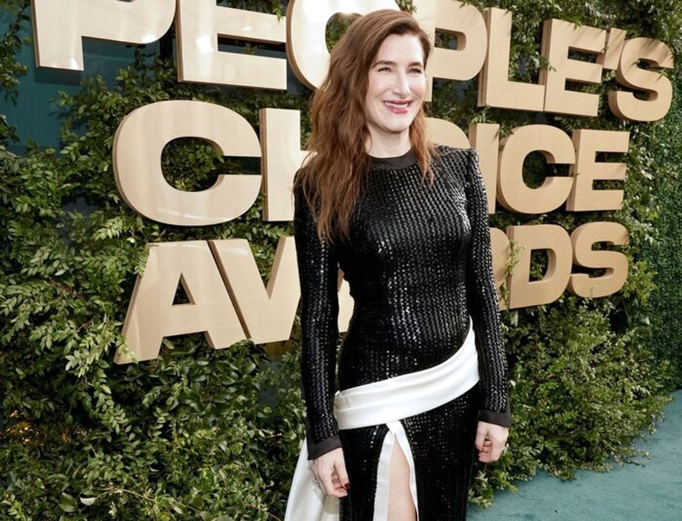 Photos: Inside the People's Choice Awards With Rachel Zegler, Halle Bailey & More  Image