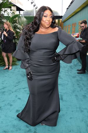 Loni Love Photo