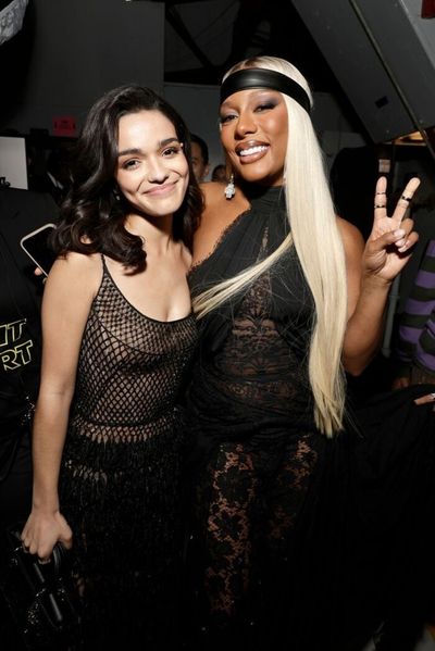 Rachel Zegler and Victoria Monét Photo