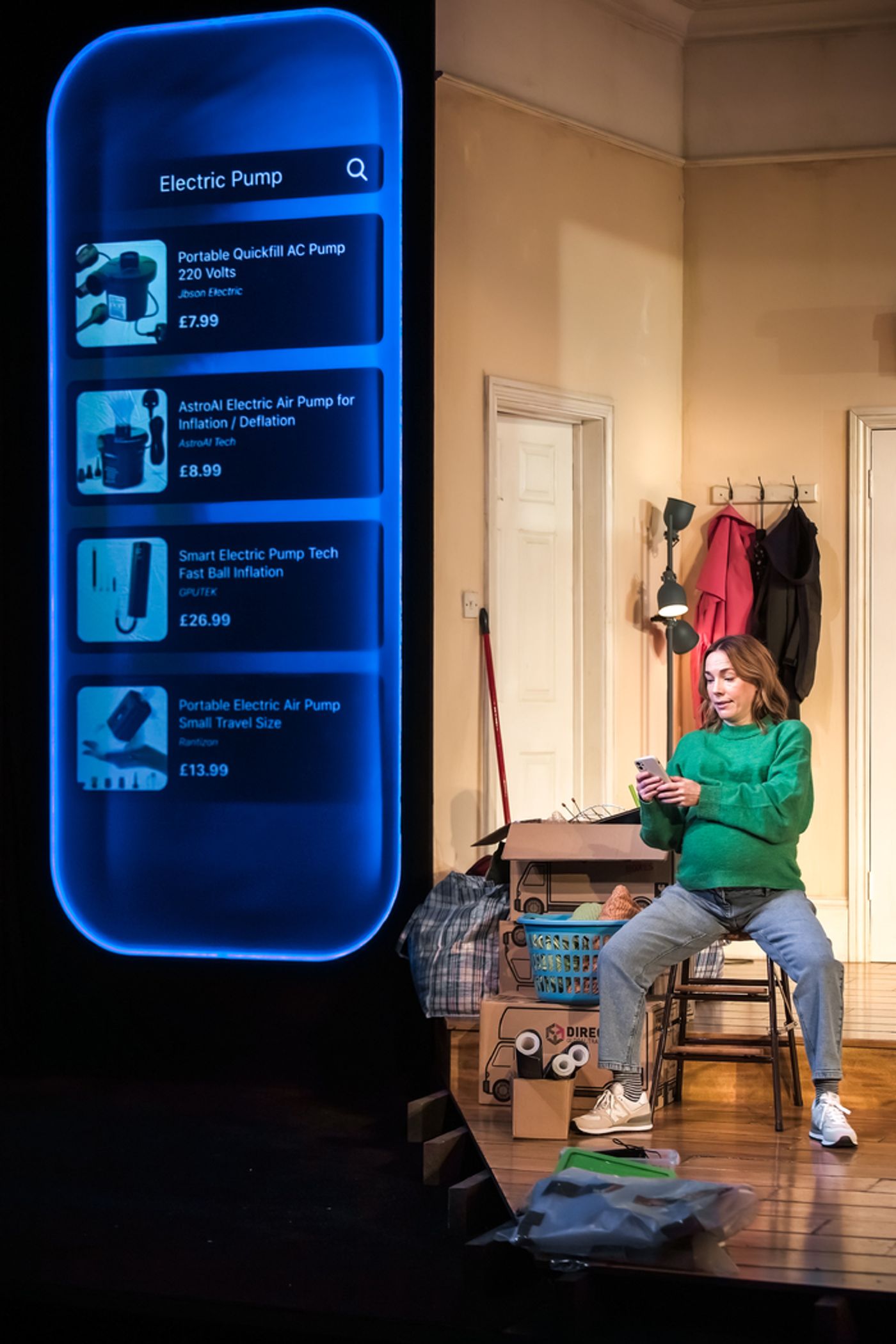 Photos: First Look at ONE LAST PUSH at Salisbury Playhouse  Image