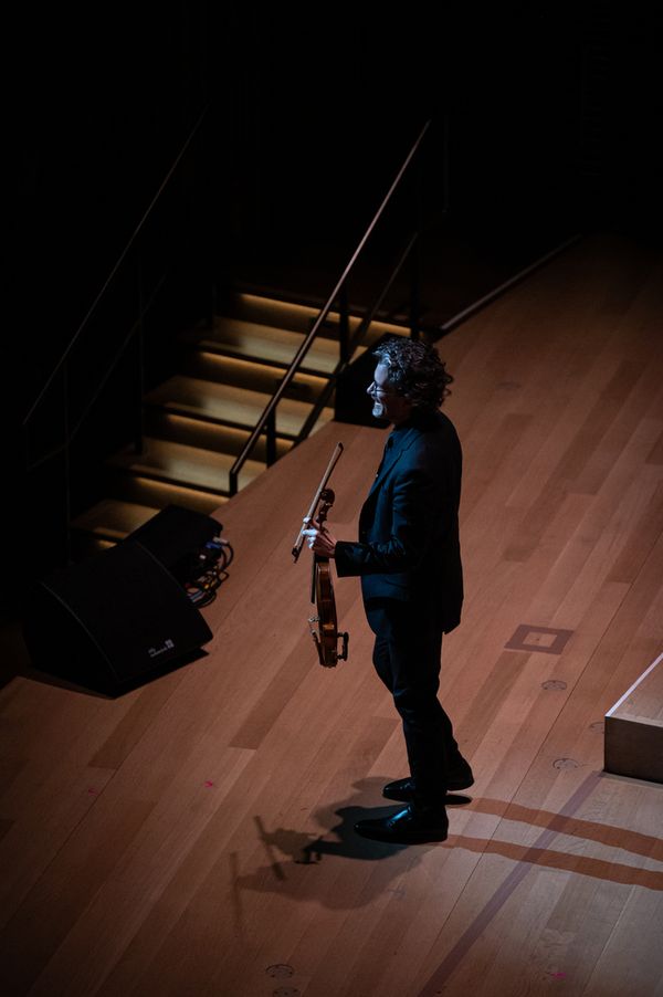 Robert Zubrycki Photo