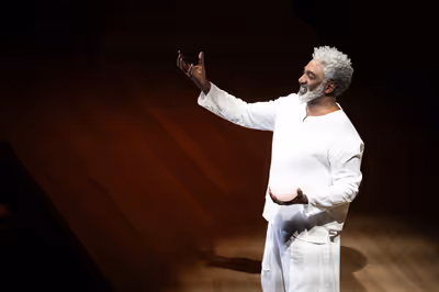 Norm Lewis Photo