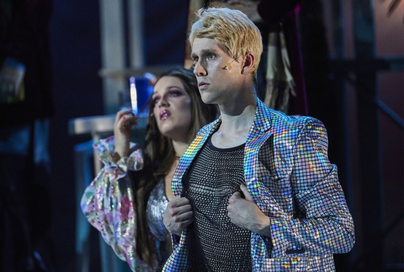 Essee: Jos silmäsi sinut viettelee, revi se irti, äläkä kivitä viettelijää — Rinne VS. Nummisuutarit  Image