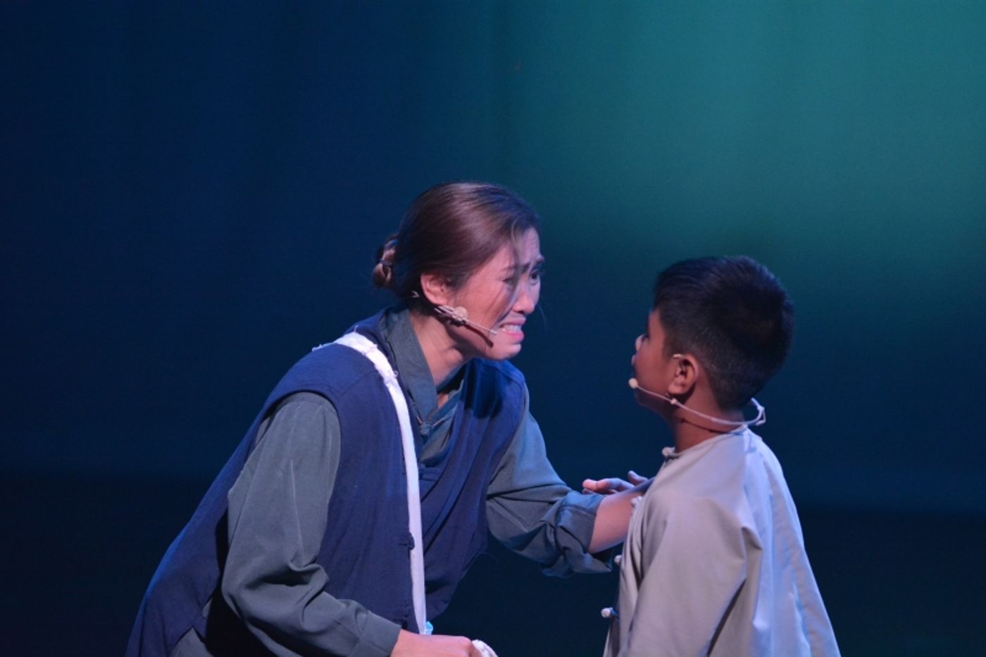 Photos: STAR AND CLOUD Newly-Released Production Images Photos: STAR AND CLOUD Newly-Released Production Images Image