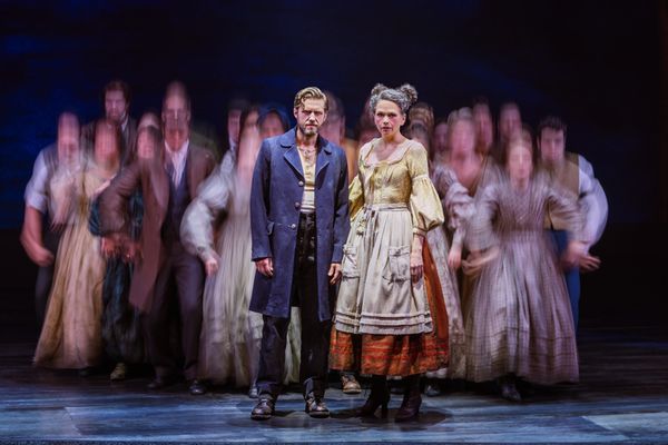 Aaron Tveit and Sutton Foster Photo