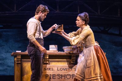 Aaron Tveit and Sutton Foster Photo