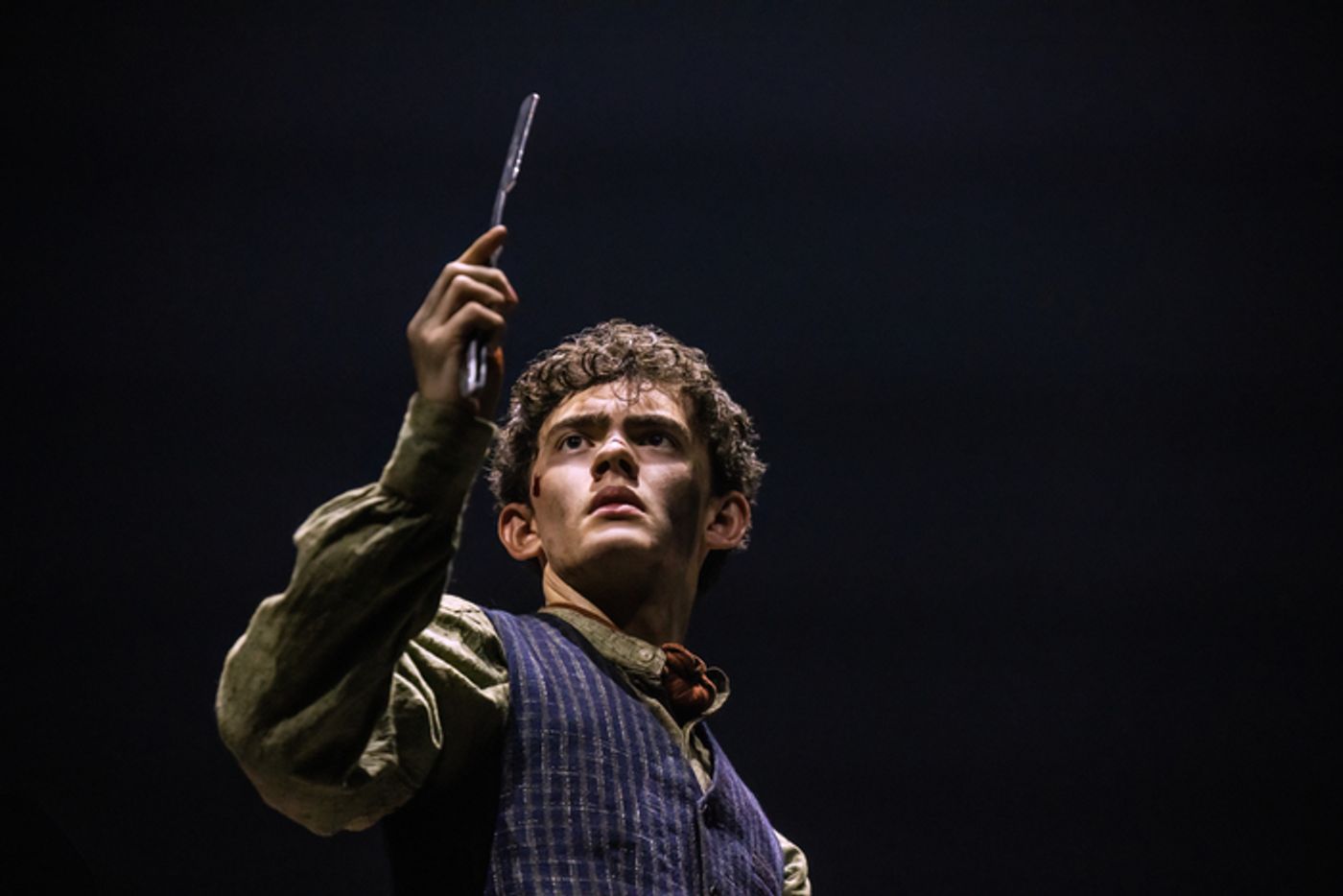 Photos: First Look at Aaron Tveit and Sutton Foster in SWEENEY TODD  Image