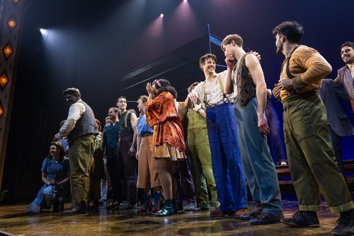 Photos & Video: Inside WATER FOR ELEPHANTS' First Preview Curtain Call — photo 8 of 11