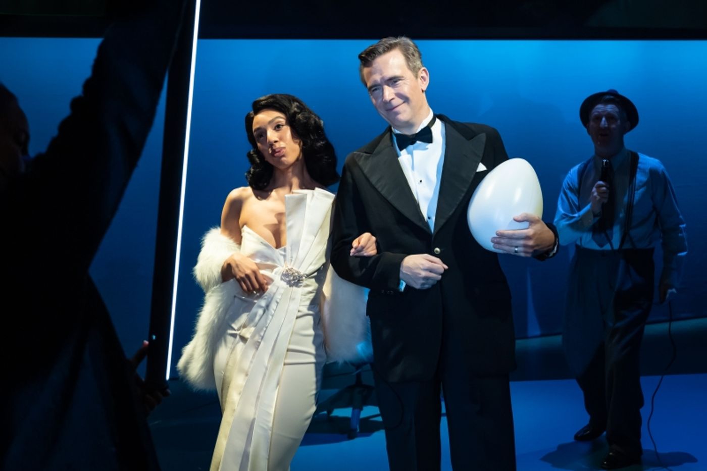 Review: THE HUMAN BODY, Donmar Warehouse  Image