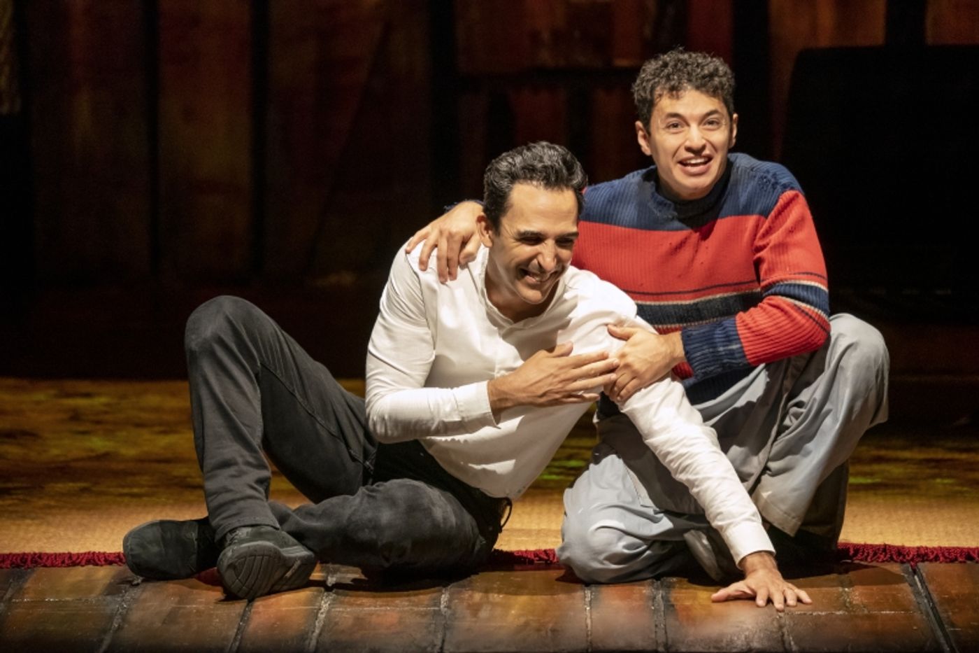 Full Cast Set For the North American Tour of THE KITE RUNNER  Image