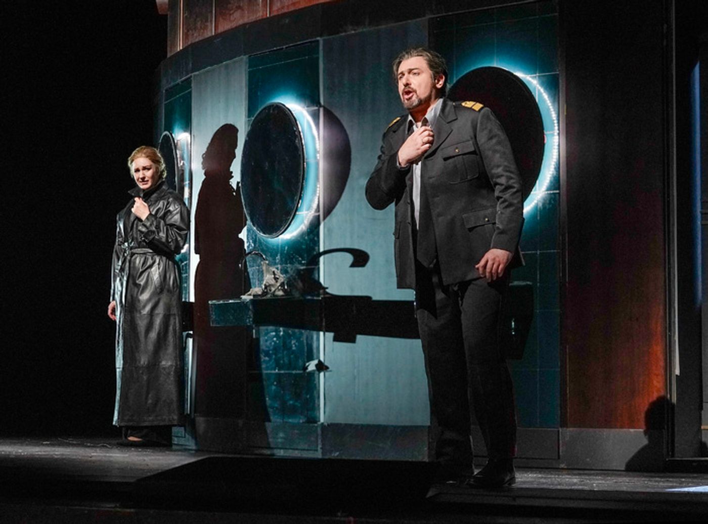 Reviews/Photos: Critics Sound Off On The Met Opera's LA FORZA DEL DESTINO  Image