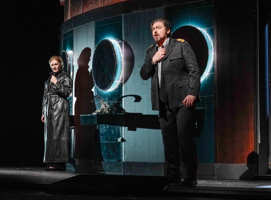 Reviews/Photos: Critics Sound Off On The Met Opera's LA FORZA DEL DESTINO Image