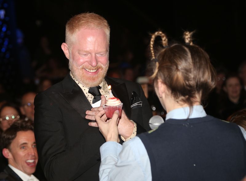 Photos: Vineyard Theatre's Annual Gala Honors Jesse Tyler Ferguson — photo 39 of 100