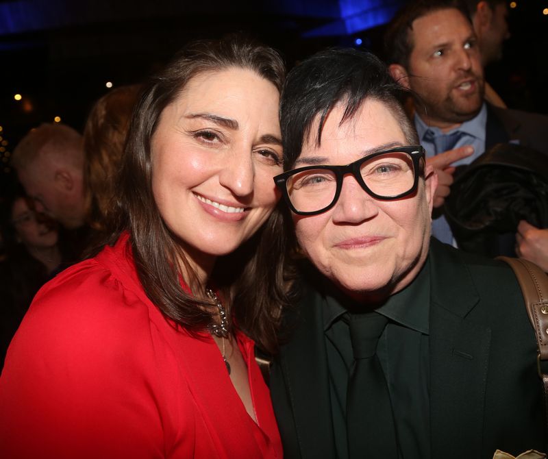 Photos: Vineyard Theatre's Annual Gala Honors Jesse Tyler Ferguson — photo 33 of 100
