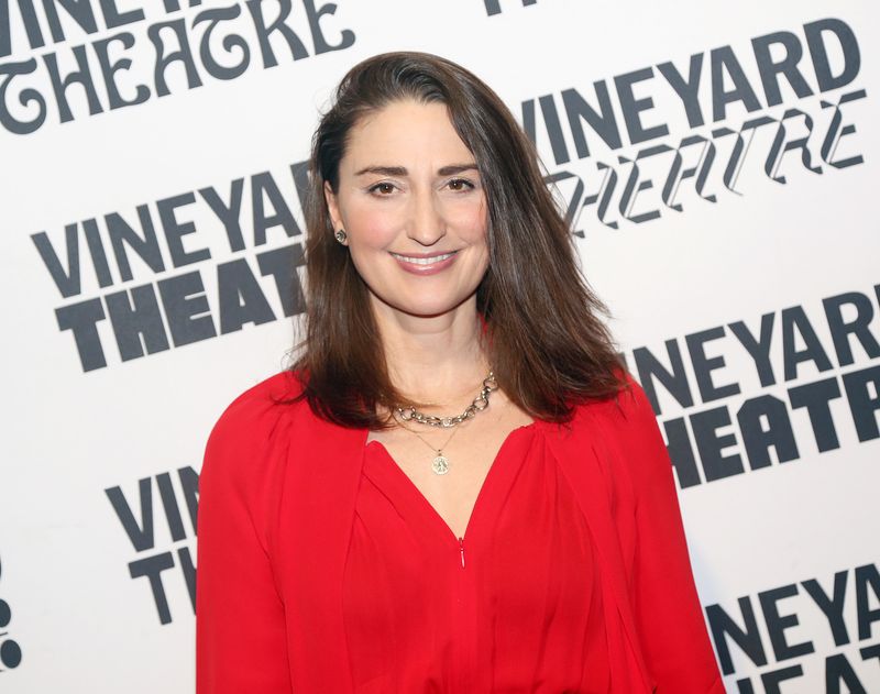 Photos: Vineyard Theatre's Annual Gala Honors Jesse Tyler Ferguson — photo 63 of 100