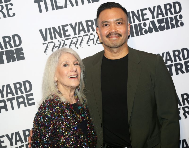 Photos: Vineyard Theatre's Annual Gala Honors Jesse Tyler Ferguson — photo 86 of 100