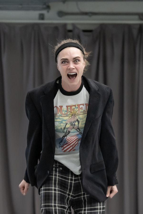 Cara Delevingne Photo