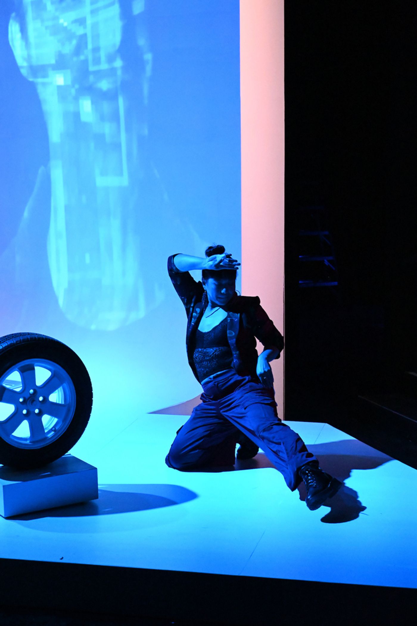 Photos: First Look At DIRTY WHITE TESLAS MAKE ME SAD At The Magic Theatre Photos: First Look At DIRTY WHITE TESLAS MAKE ME SAD At The Magic Theatre Image