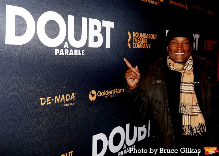 Photos: Eddie Redmayne, Gayle Rankin, and More Arrive at Opening Night of DOUBT — photo 9 of 49