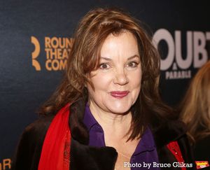 Margaret Colin Photo