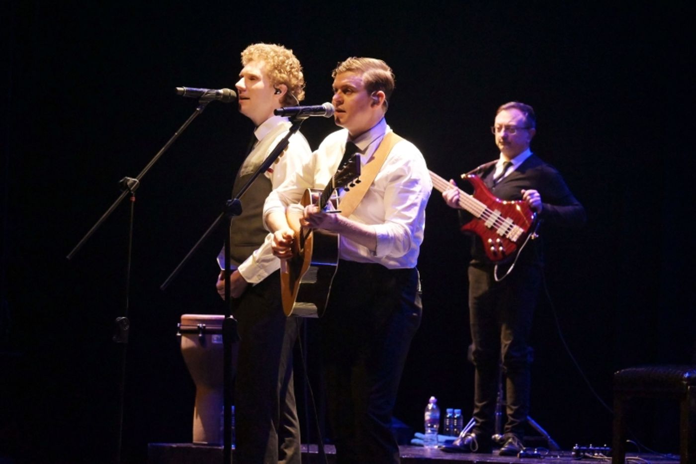 THE SIMON AND GARFUNKEL STORY Debuts in Manila  Image