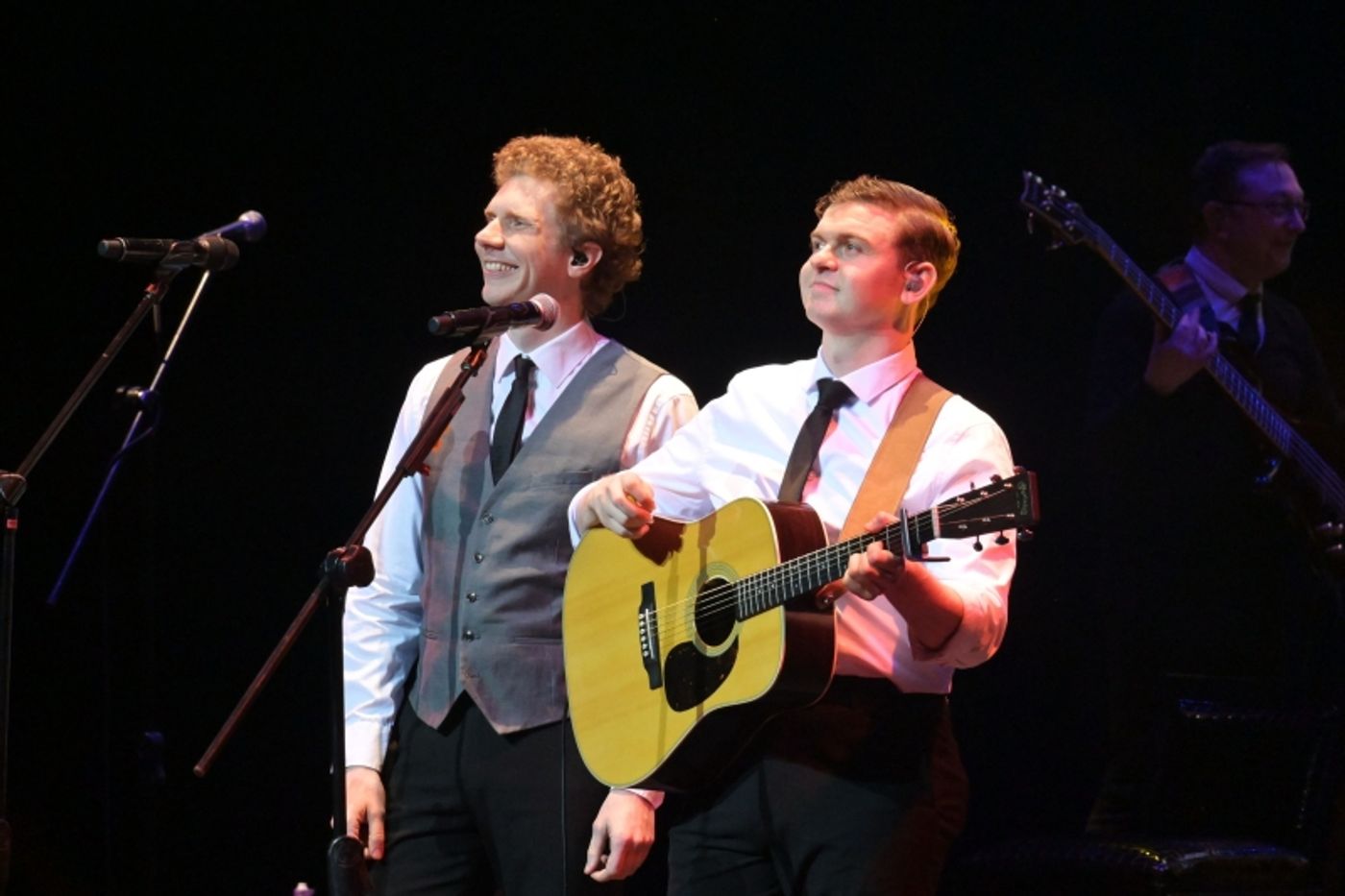 THE SIMON AND GARFUNKEL STORY Debuts in Manila  Image