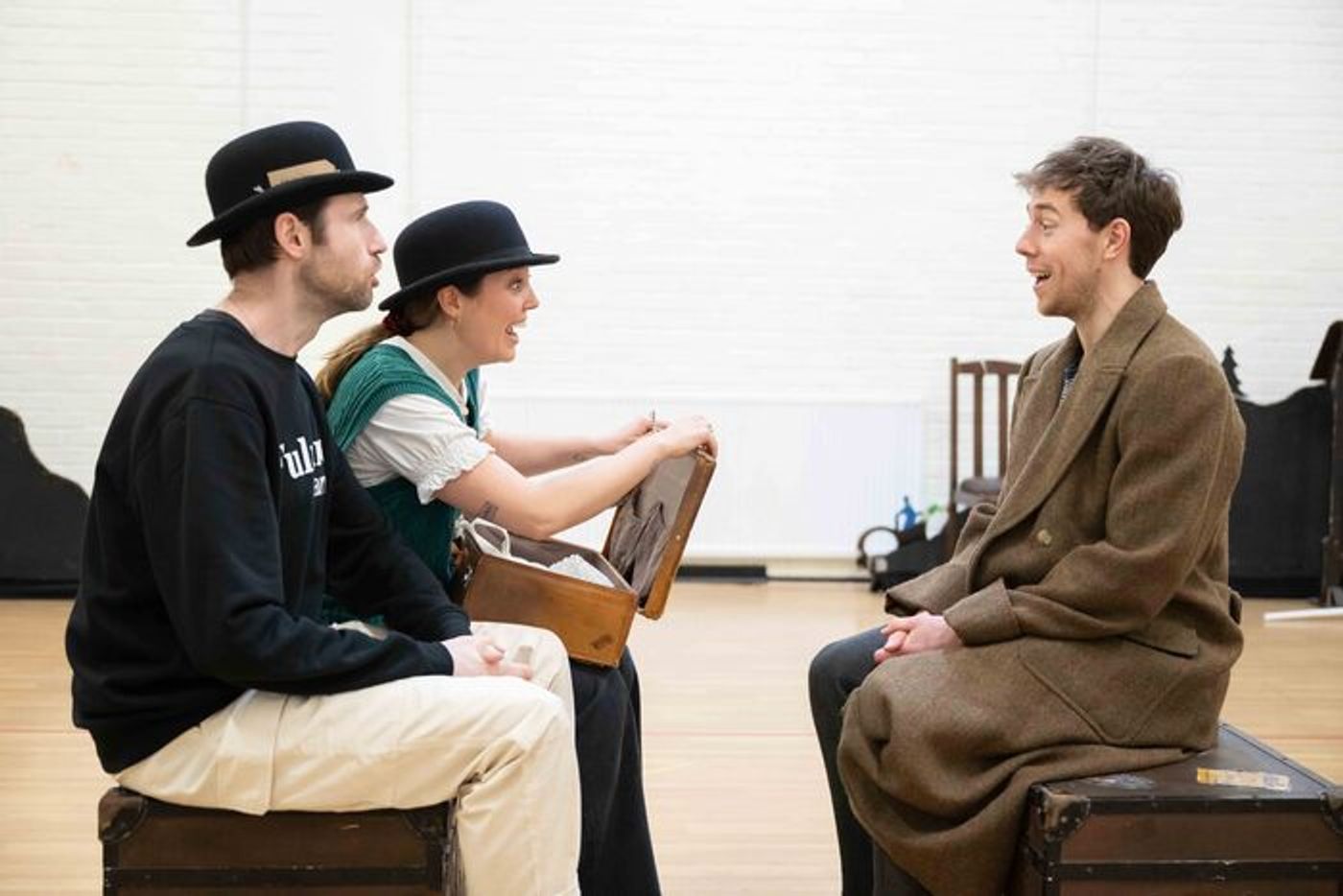 Photos: First Look at New UK Tour of THE 39 STEPS in Rehearsal  Image