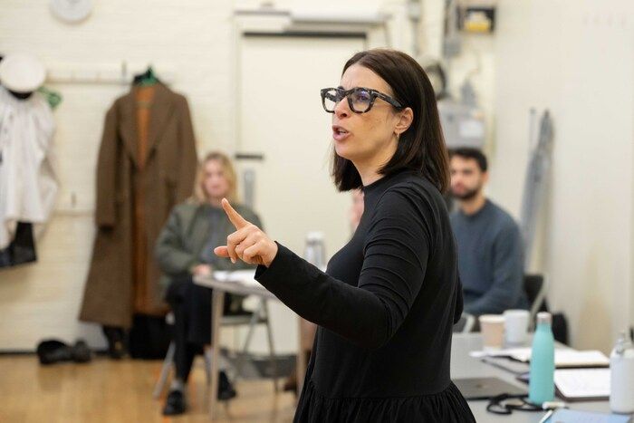 Photos: First Look at New UK Tour of THE 39 STEPS in Rehearsal — photo 8 of 15