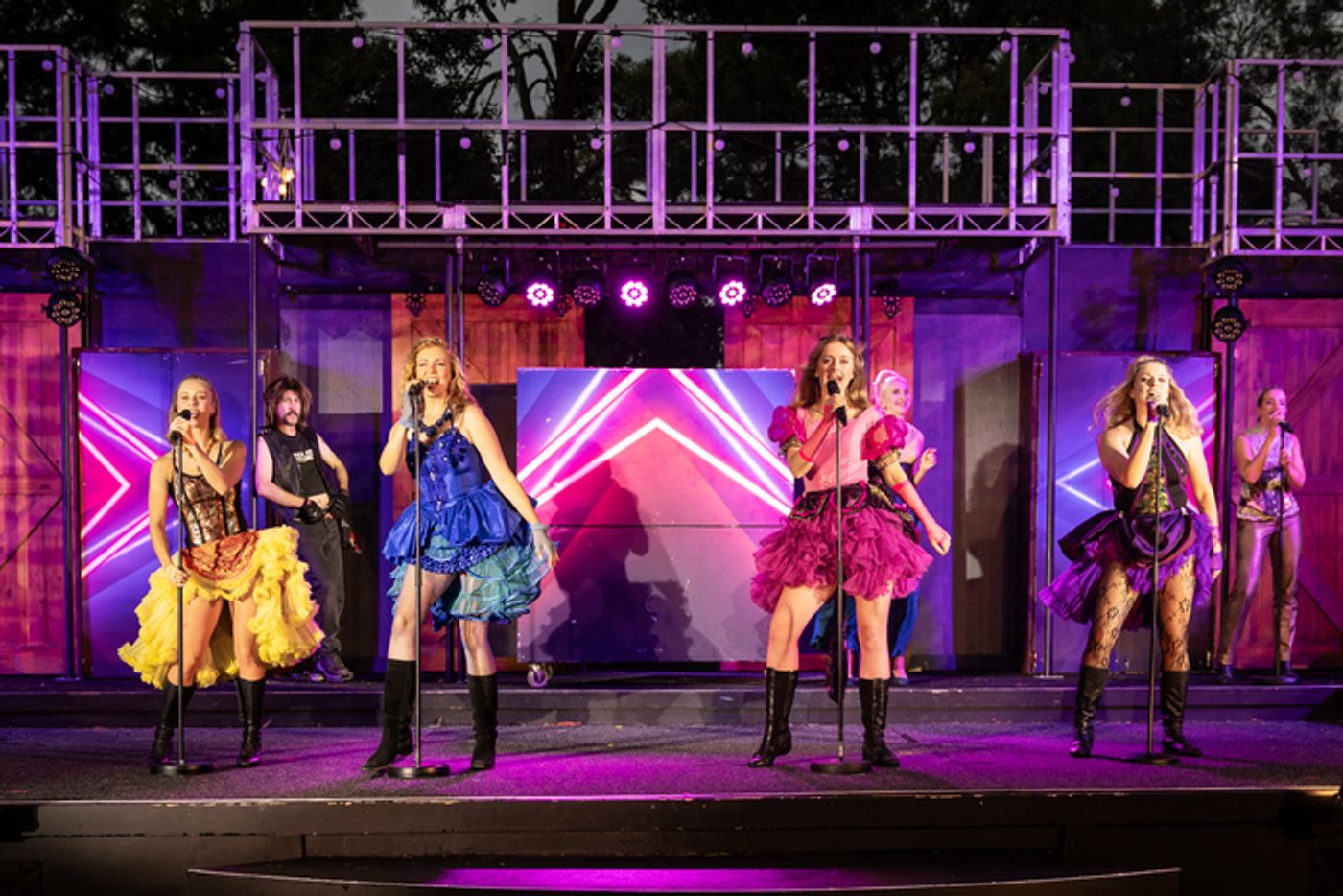 Review: MUCH ADO ABOUT NOTHING at Shakespeare Under The Stars Review: MUCH ADO ABOUT NOTHING at Shakespeare Under The Stars Image