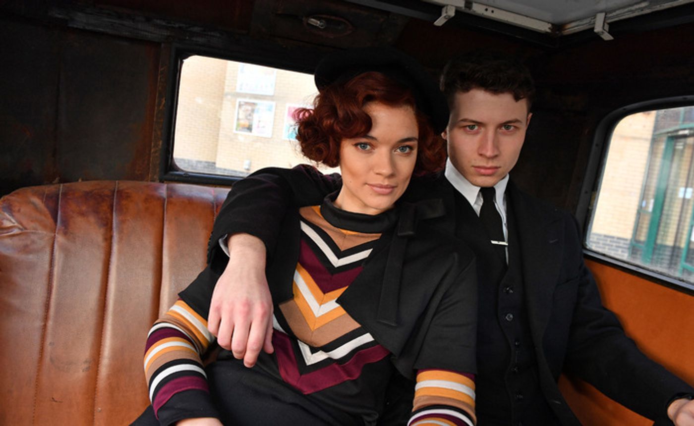 Photos: BONNIE & CLYDE Cast Pose With a Vintage 1929 Ford Model A Saloon  Image