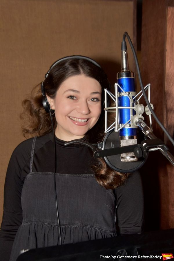 Dani Apple Photo
