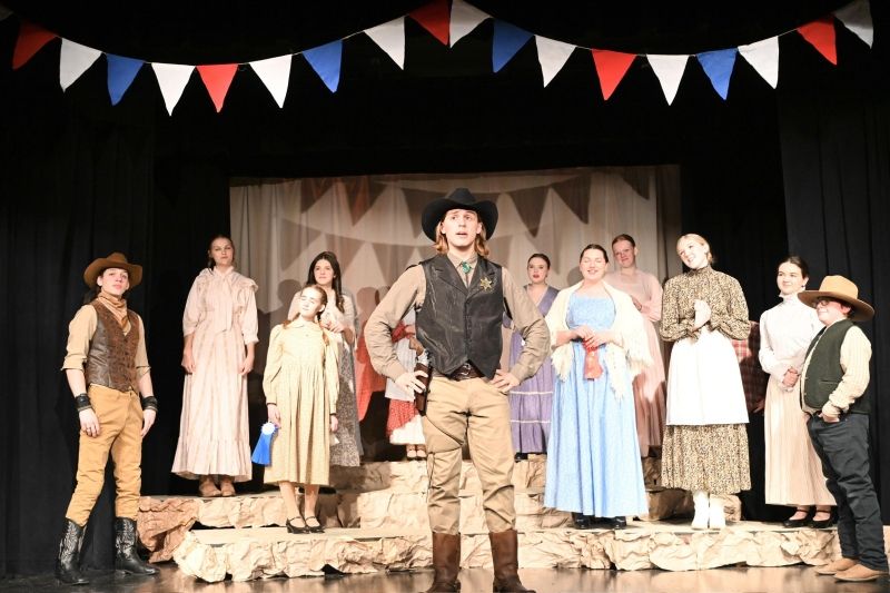 Review: HOLES at Silvermoon Children's Theatre  Image