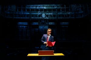 Toby Stephens @ BroadwayWorld Toby Stephens Photo