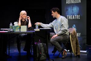 Kelli Giddish, Justin Bartha Photo