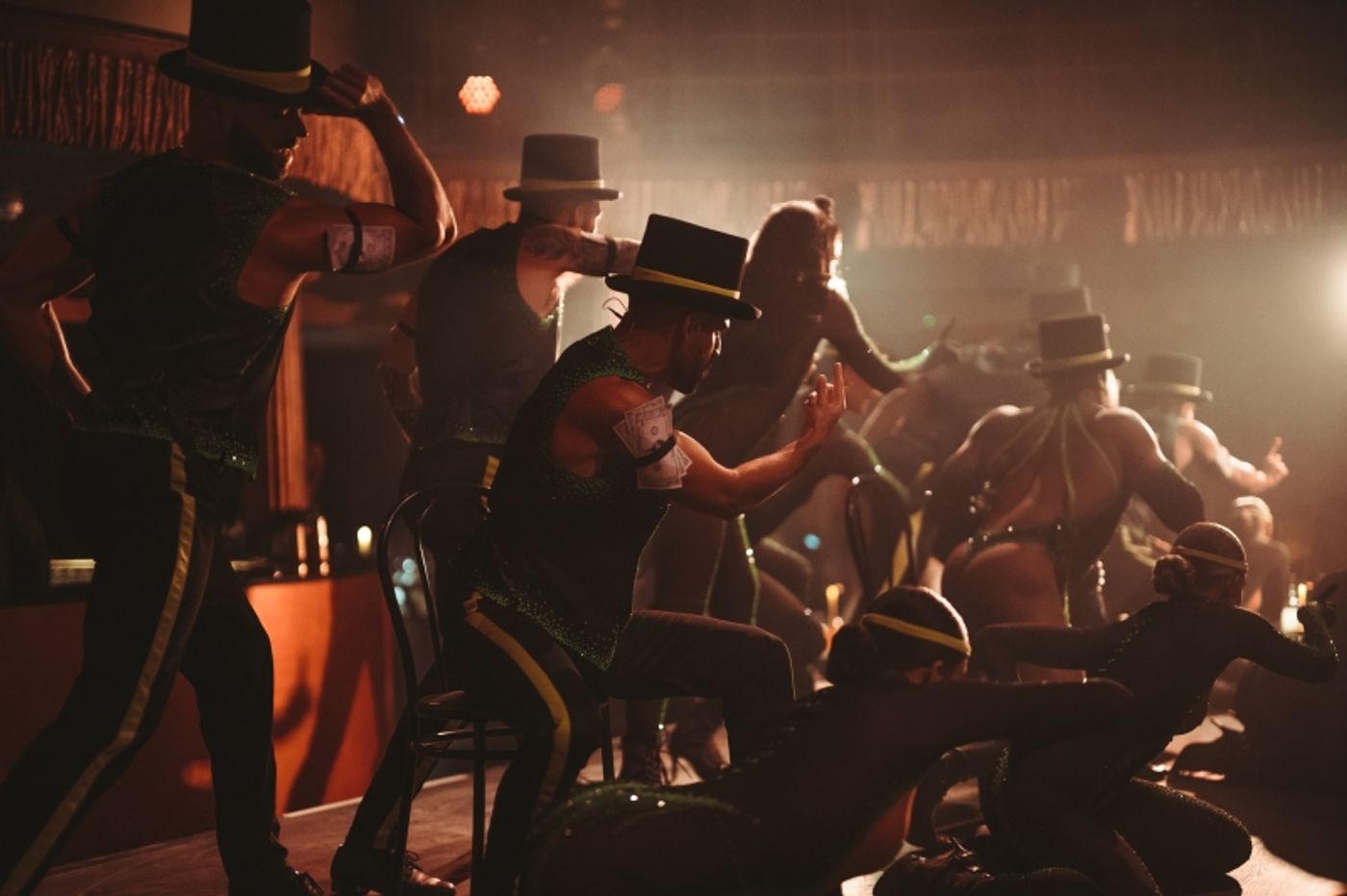 Review: BESOS, BEATS AND BEAUTIES, Lio London  Image