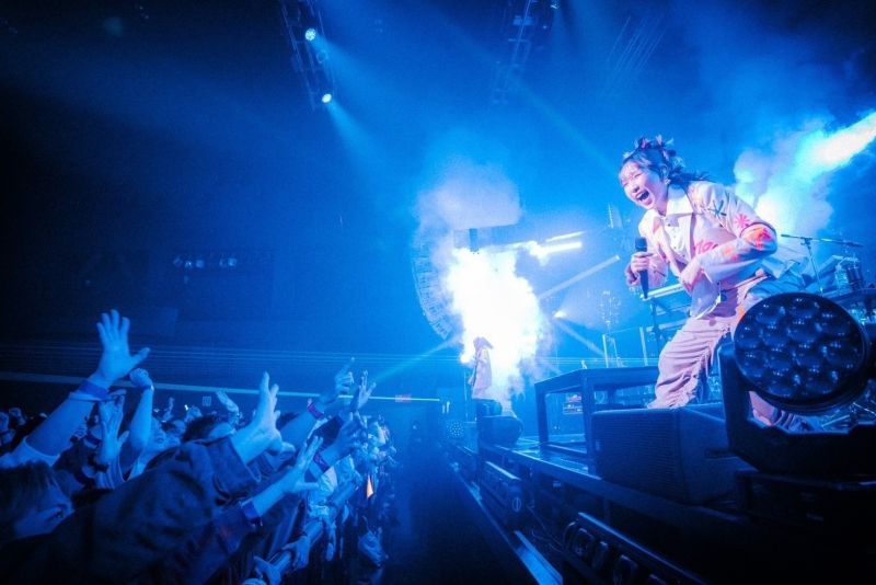 Review: YOASOBI'S FIRST ZEPP TOUR! 'POP OUT” at Zepp Osaka Bayside