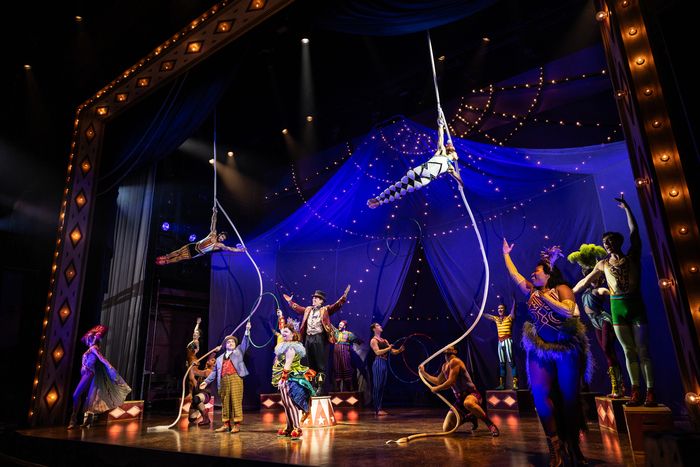 Photos: First Look at WATER FOR ELEPHANTS on Broadway — photo 6 of 8
