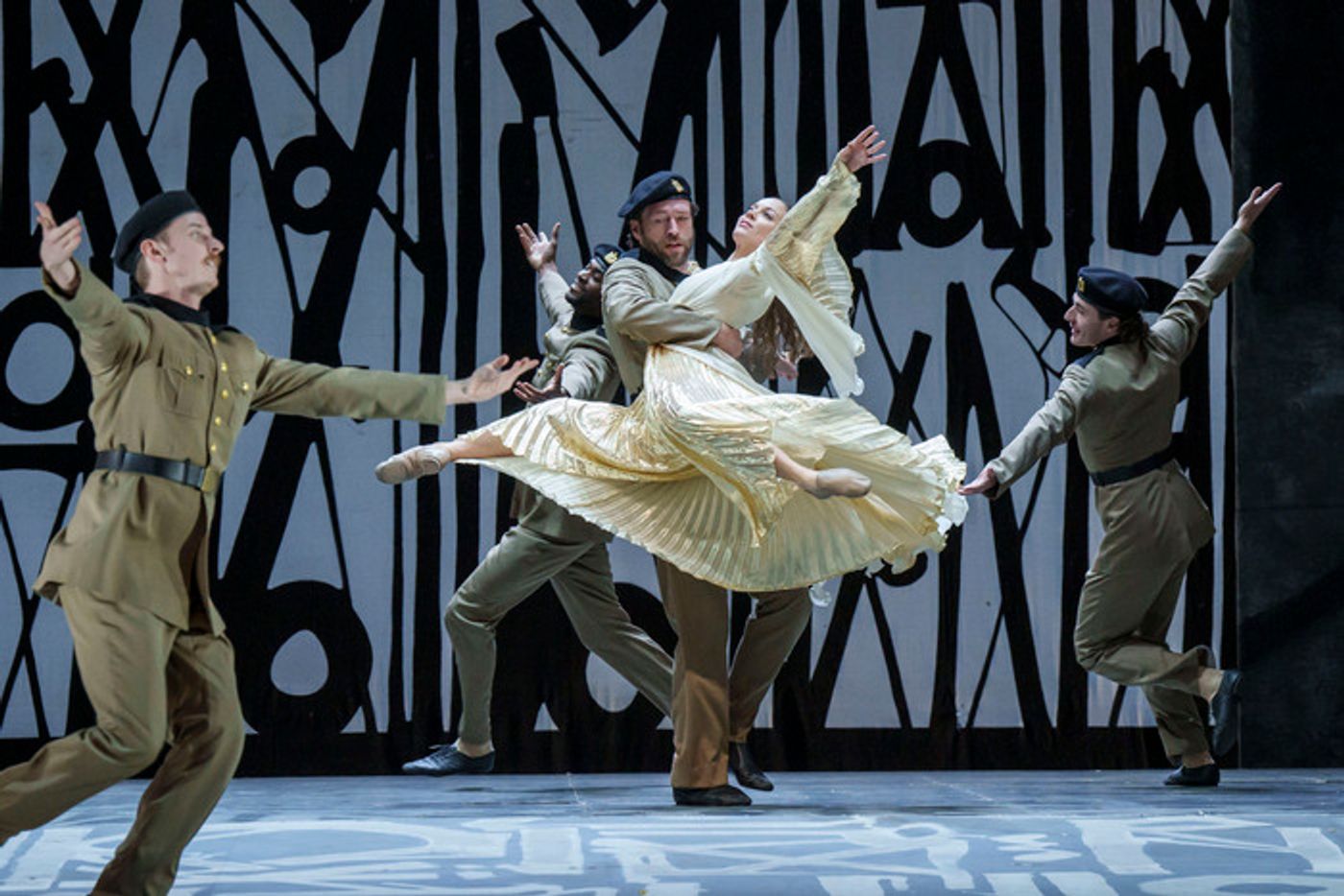 Photos: First Look At AIDA At Lyric Opera of Chicago  Image