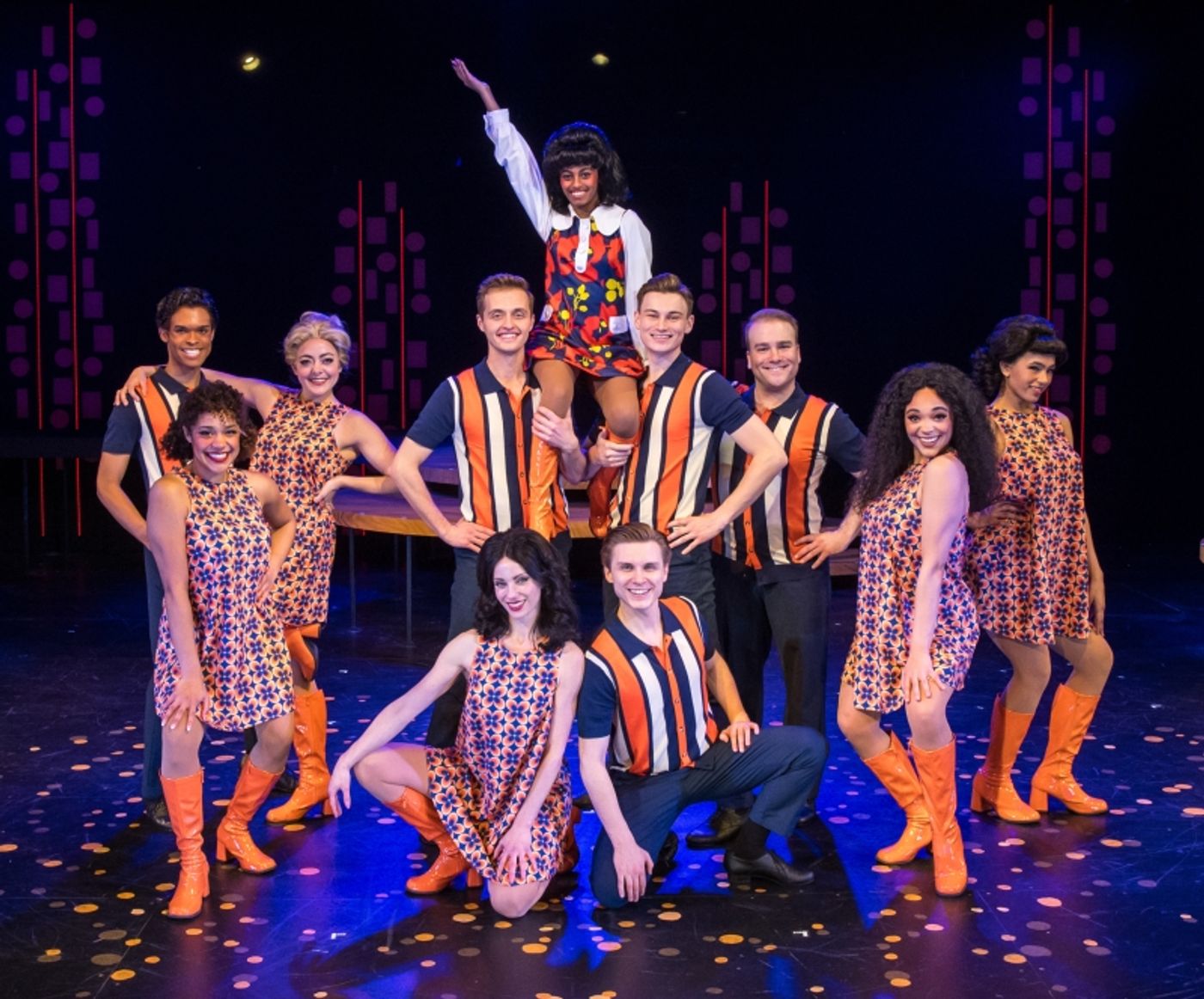 Review: BEAUTIFUL - THE CAROLE KING MUSICAL at Chanhassen Dinner Theatres  Image